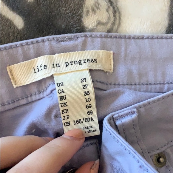 Jeans - Picture 2 of 3